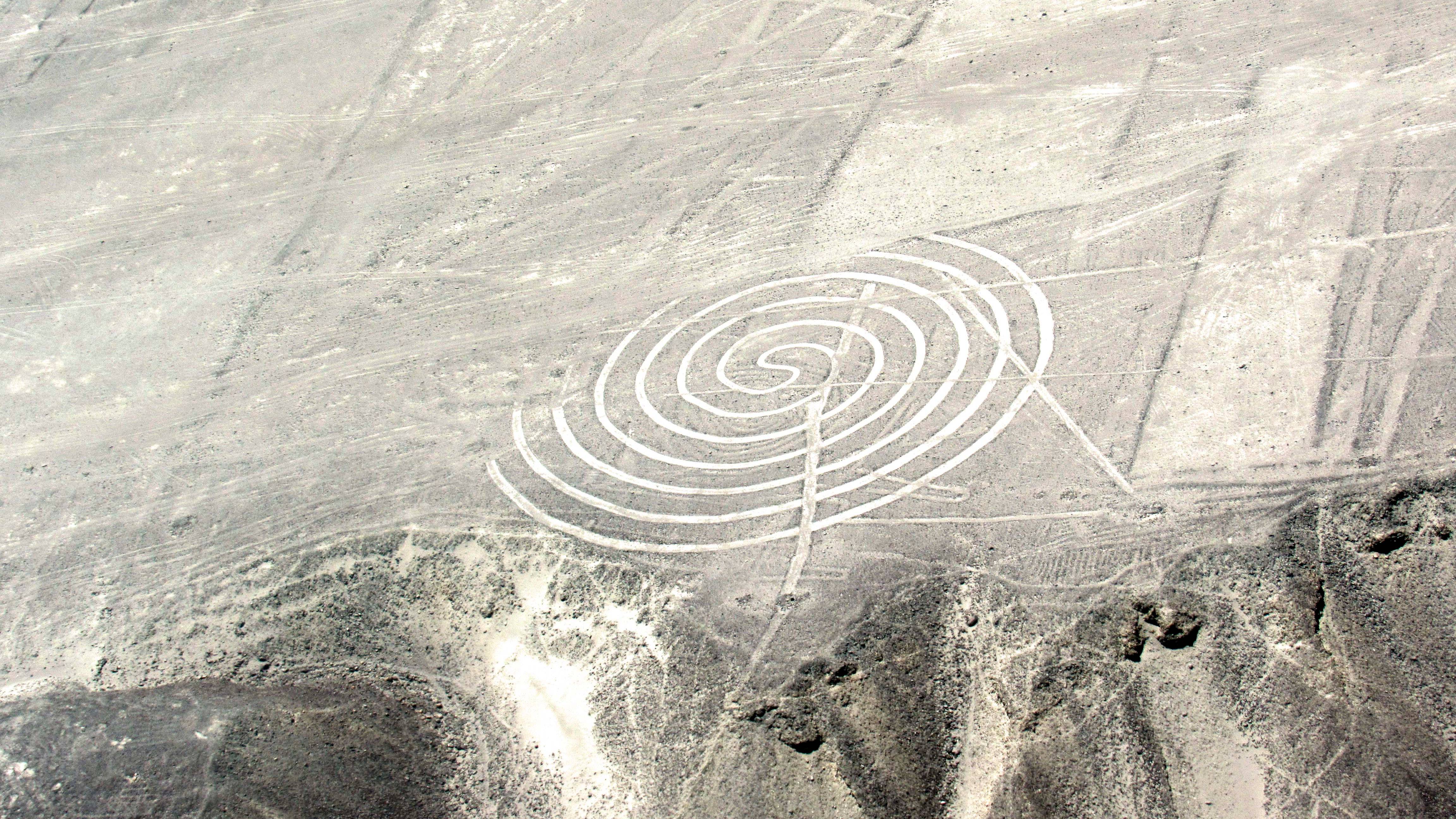 Линии Nazca. Перу. С самолёта, ноябрь 2024