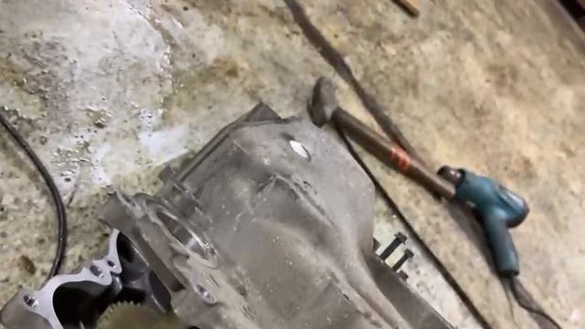 Вариатор Скай 650. Разбор,не забываем снять второчный шафт🤘😂🛵 ч1