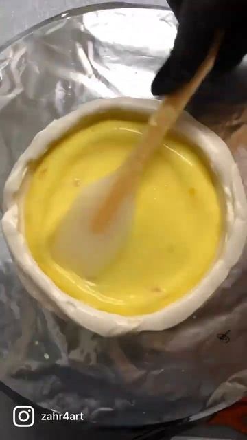 Filling a cake