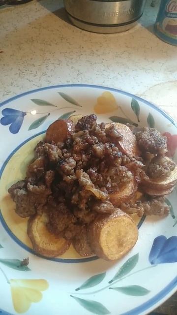 Wednesday Morning! Sausages, Onions, and Potatoes. Great Recipe of the day!