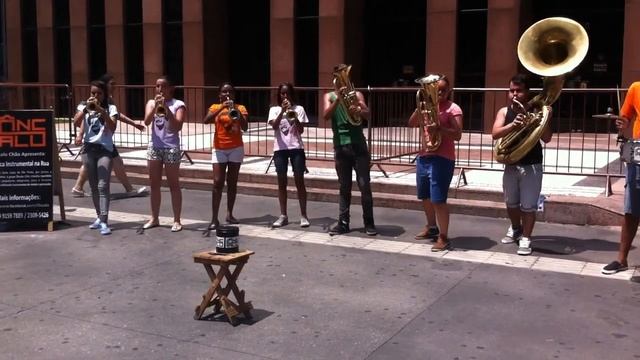Sonzaço na Av. Paulista .... (28/12/2013). Killer sound at Paulista Ave., São Paulo (12/28/2013).