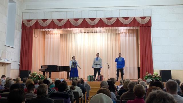 Лия Брагина, Иван Разумов, Сергей Лебедев - Понапрасну ты мальчик ходишь. Вельск, 2018 г.