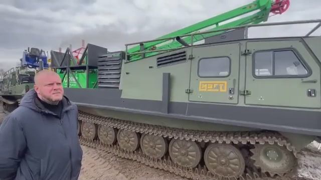 передача УРБ-2Д3 Воровского на Линкор с компрессором ГТТ-10/10 Заказчику для бурения под россыпи