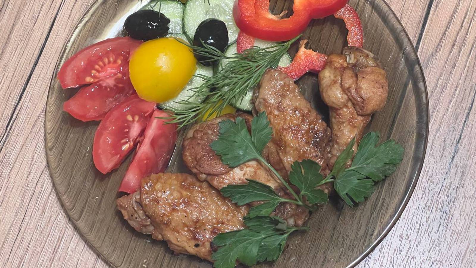 Куриные крылышки в духовке