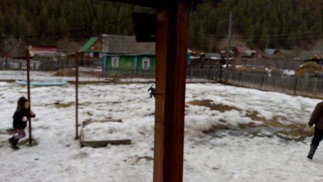 игра племянницы с дядей