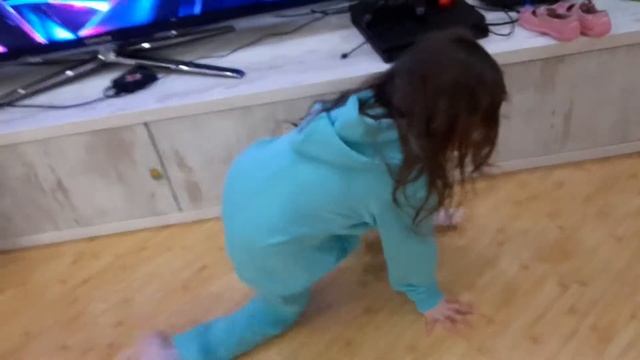 как сесть на шпагат