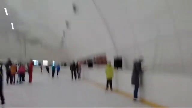 Полина и Даня на катке Ледоград. Сёмка TV.