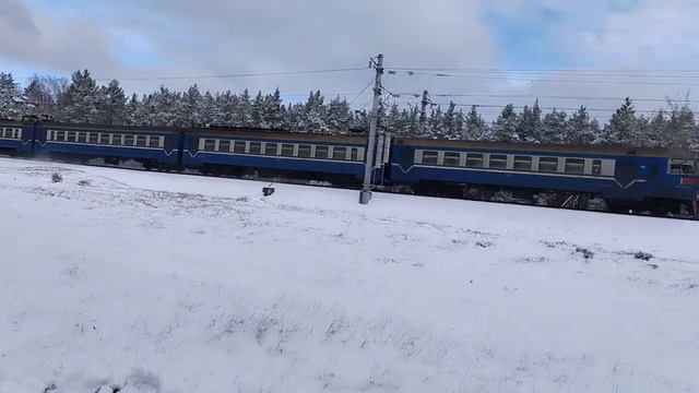 ЭР9т-718 Осиповичи-Жлобин на перегоне Мирадино — Бобруйск.