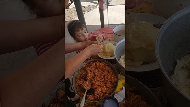 SOFIA BALANESCU De la 4 ani maestru in bucatarie, Маленький кулинар