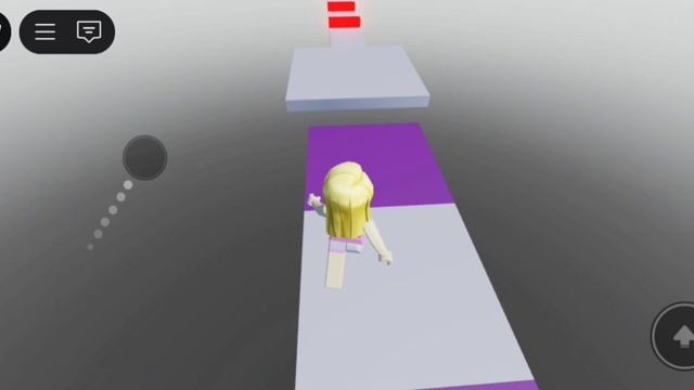 Мини видео паркур побег от квин👑🍍 проигрыш😅