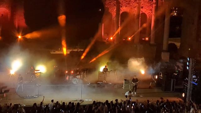 Louis Tomlinson - Through The Dark (One Direction cover) - Taormina (01.09.2022)