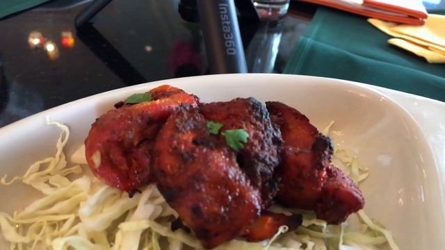 TRYING INDIAN TRADITIONAL FOOD IN PATTAYA! HUGE FEAST!