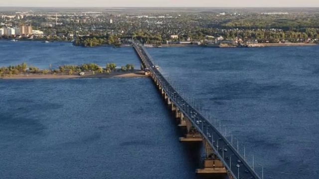 Занятия в школах Энгельса пройдут дистанционно после атаки БПЛА.