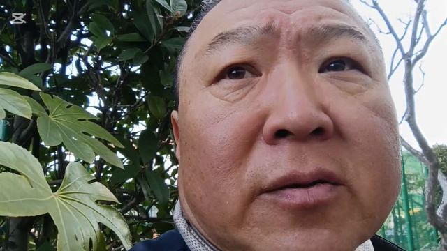 Влог.Гастарбайтер покупает билет домой.Работа, обед и ужин в заводской столовой Самсунг