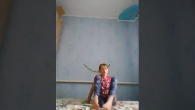 Как сесть на шпагат