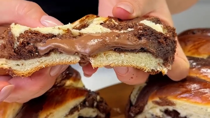 Шоколадный КЕКС с начинкой...🧁🍫😋    Рецепт в описании ✍️
