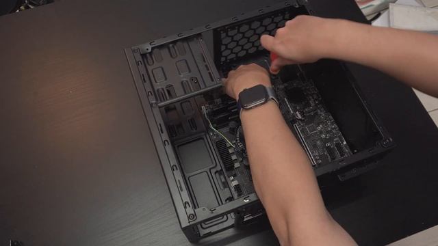 【阿冠】只賣399元的機殼.....還行嗎?