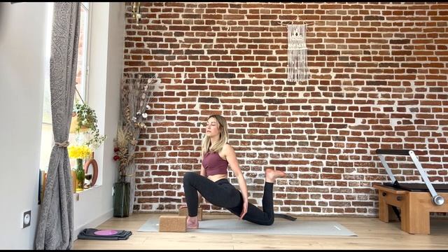 YOGA - Flexibilité Active - Grand écart Latéral