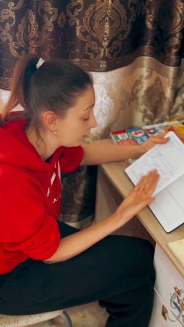 Проверила дневник у сыночки) #юмор #семья #сыночка #двойки #школа