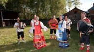 Калиточка Слова:Ирина Глинская Музыка, аранжировка.исполнение:Александр Волченко@