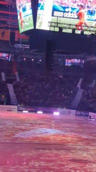 Аделия Петросян - Waka Waka / Шоу Этери Тутберидзе