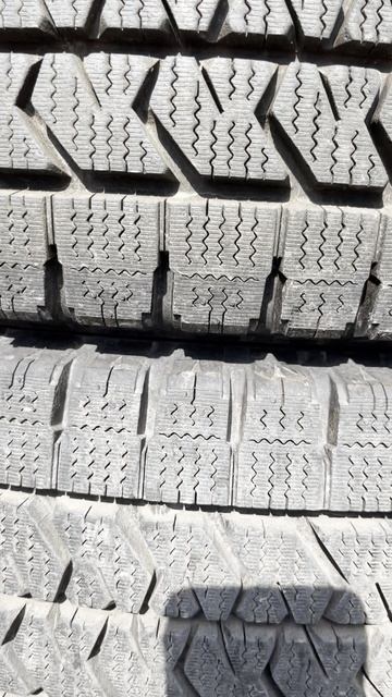 Грузовые шины из Японии 215 85 16 Bridgestone Blizzak W989 (Б18)