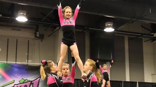 Niagara Cheerleading | Glitter - Youth 1 - Year End Video