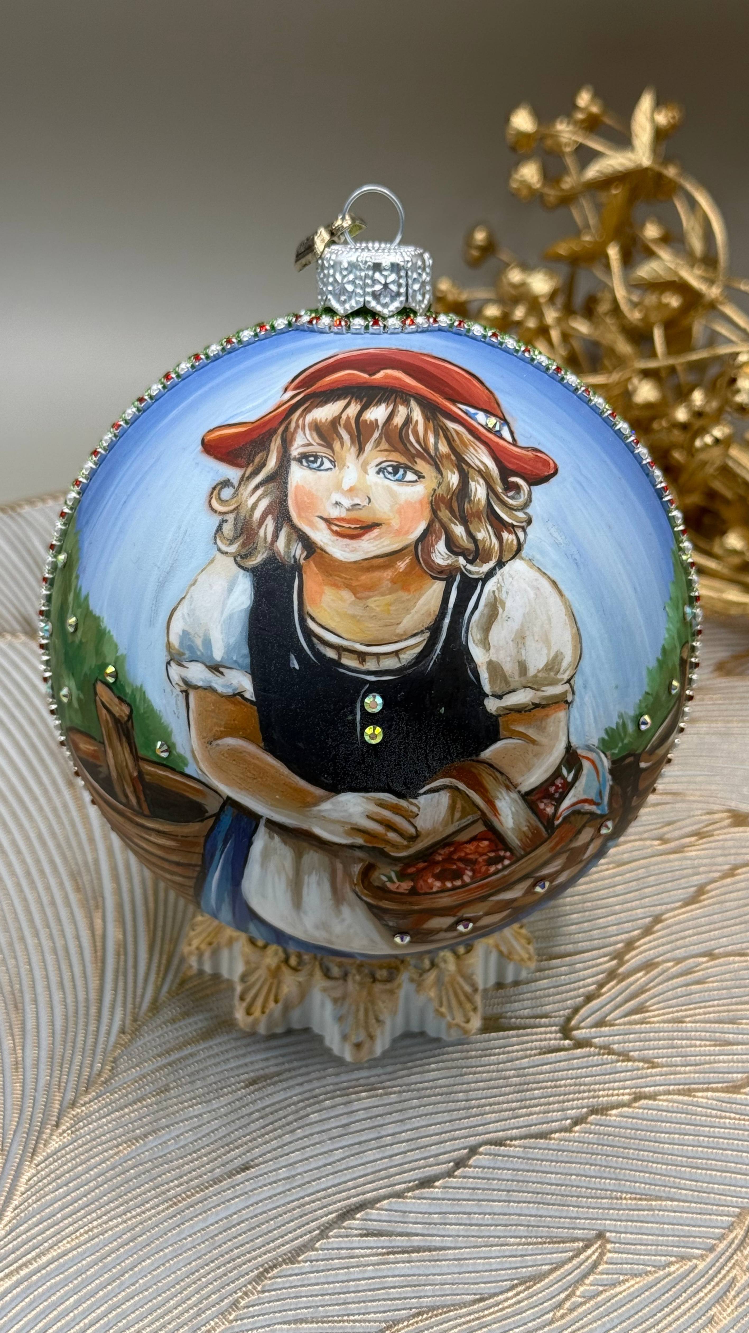 Ёлочный шар «Красная Шапочка»