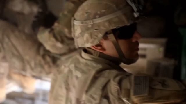 Inside U.S. Army Artillery M109A6 Paladin • Day And Night