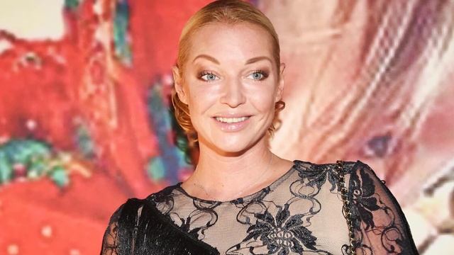 Анастасия Волочкова рассказала о болезни, из-за которой изменилось ее тело.