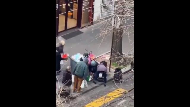 Франция_ Пенсионеры_ Увидеть Париж и умереть...
