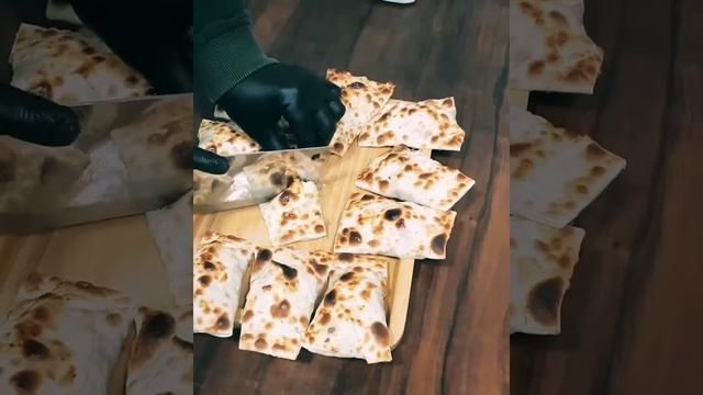 Haqiqiy Olot somsani tatib ko'rganmisiz.. Популярные уличная еда Олот сомса..