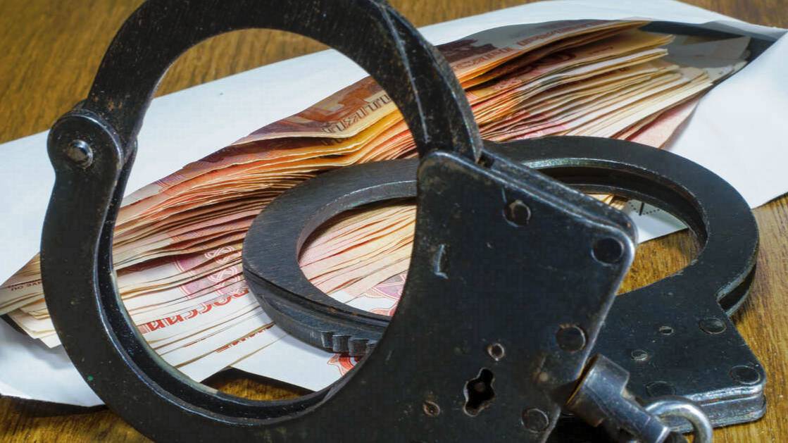 Лжеполицейских задержали за попытку украсть 1,5 млн руб. у жертвы аферы