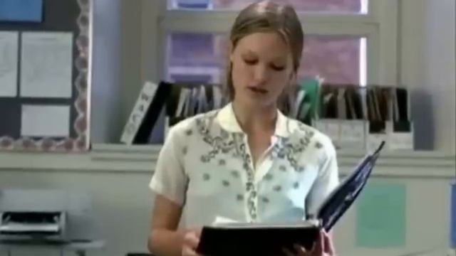 julia stiles ( 10 things i hate about you)
