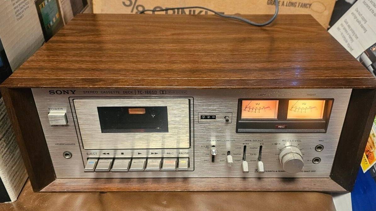Sony TC-186SD - Стереокассетная магнитола-Япония-1975-год