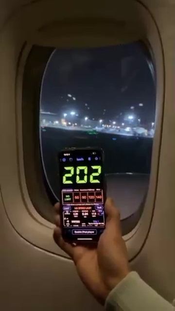 🛫 Раз, два, три! Полетели! Побывали измерять скорость самолета??