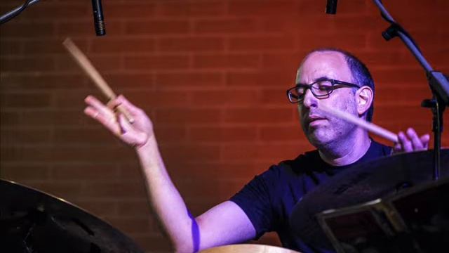 Samba de Vanuys (F.Marocco) play Donato Santoianni