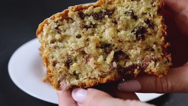 Банановый кекс с орехами и шоколадом! Банановый хлеб