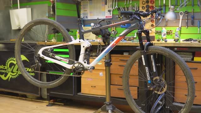 Kespor Aston - китайский двухподвес, в котором производители старались...