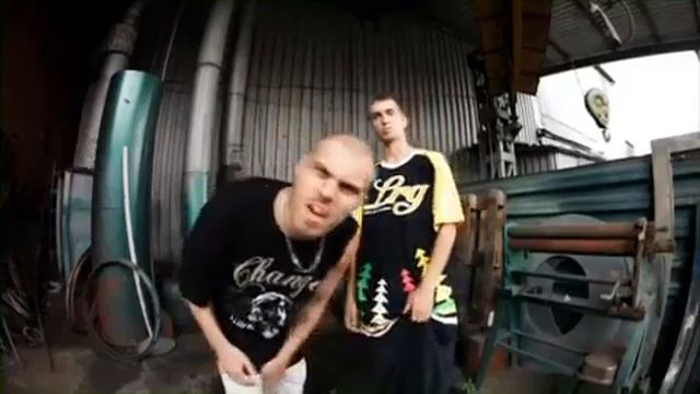 Руна - Майк со мной [2010]_www.FRURap.ru.mp4