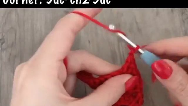 How to crochet a Granny Chevron Strips DIY @tutorial