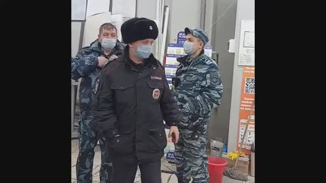 Ничего мы вам не должны,Полицейского-водителя КАРПОВА на перездачу.