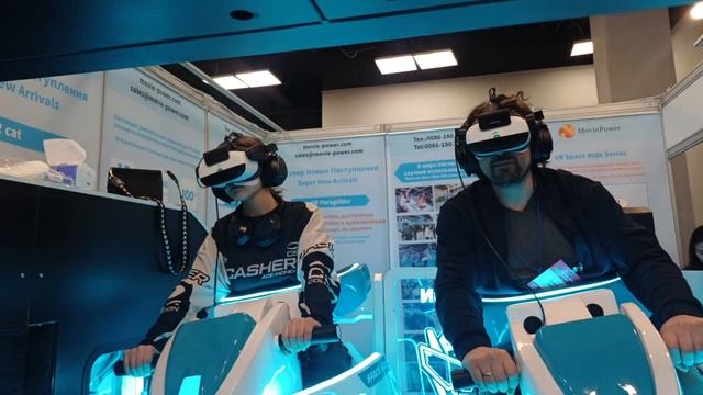 Аттракцион VR мотоцикла платформа на 2 посетителя
