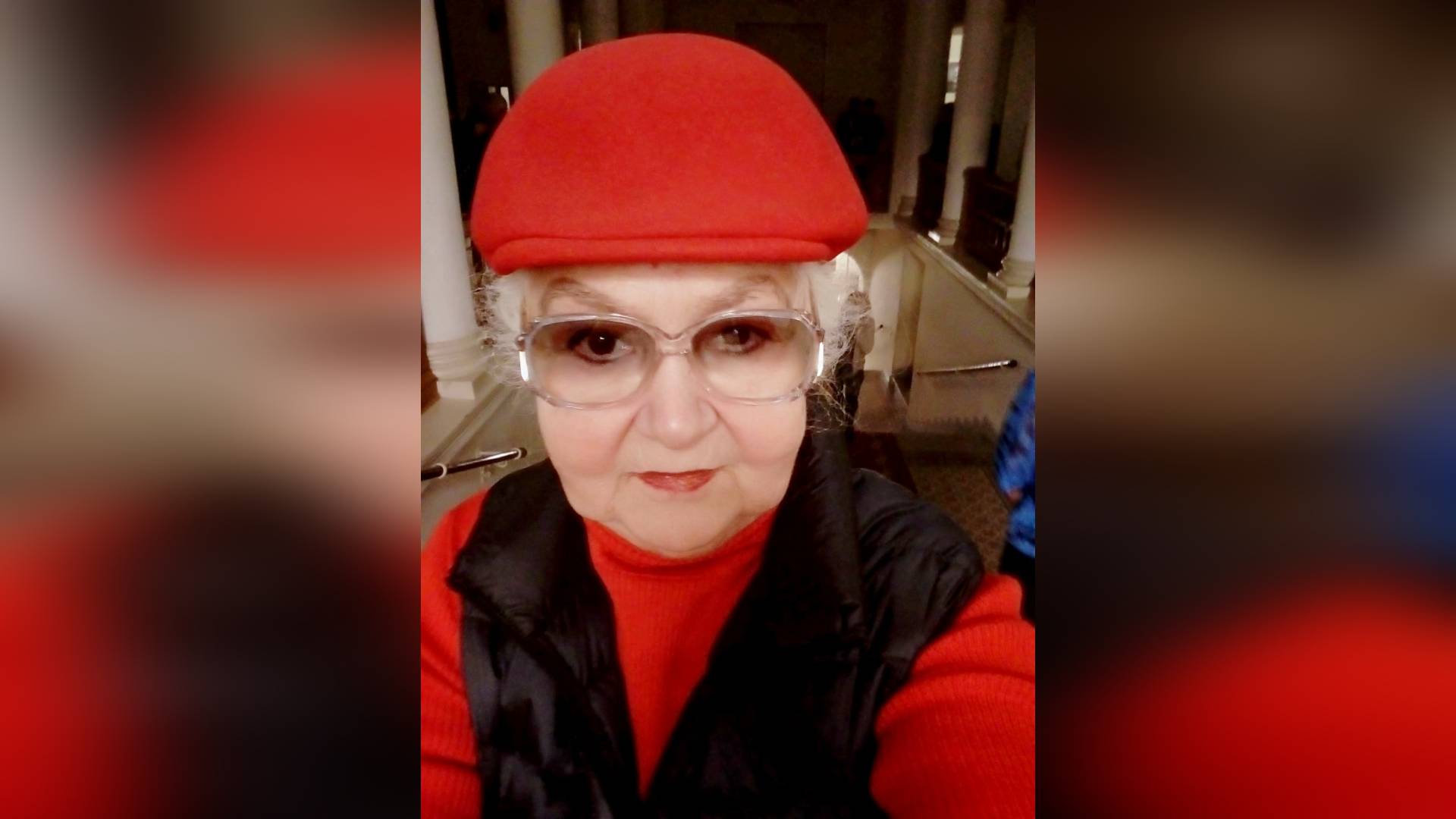ТВ - "КЛУБ" - Валентины Плотниковой - "ВК".  Беседа  В. Плотниковой с профессором М.М. Русиновым.