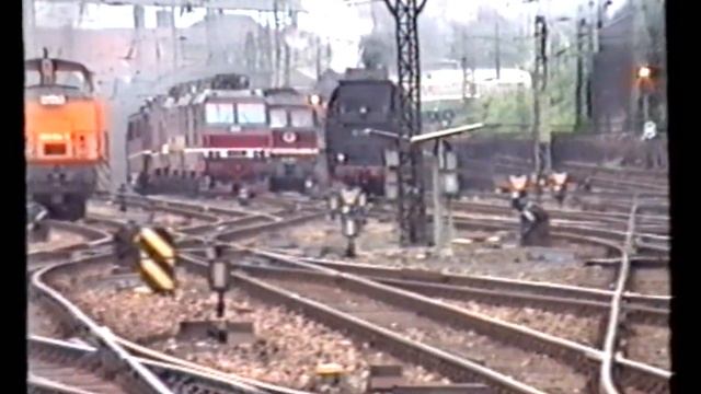 Reichsbahnflair & Plandampf in Dresden Hbf - 1.Mai 1994