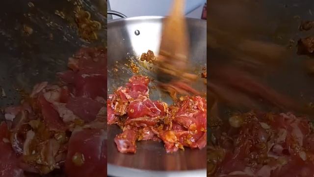 🍜 Пряный кислый суп с лапшой