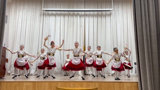 Танец «Тарантелла» Озорницы