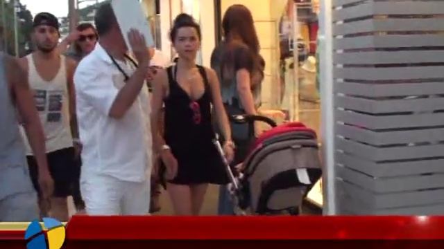 ROMANYALI ŞARKICI INNA BODRUM'DA