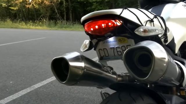 `09 Ducati Monster 696 with Zard exhaust