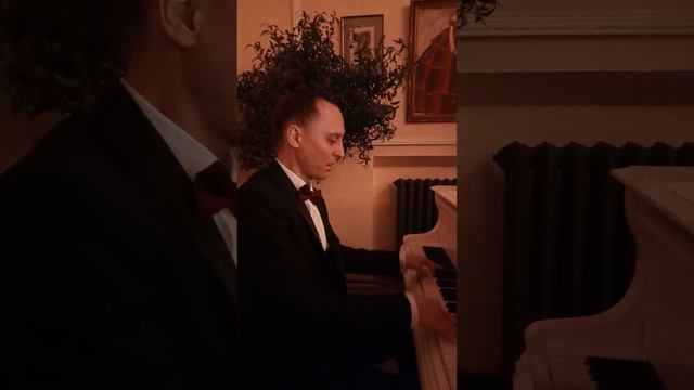 We Are the Champions Queen cover Евгений Безверхий